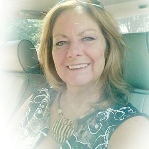 Meet your Posher, Lynne